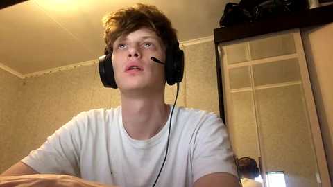 shyredstar @ chaturbate on 20250212