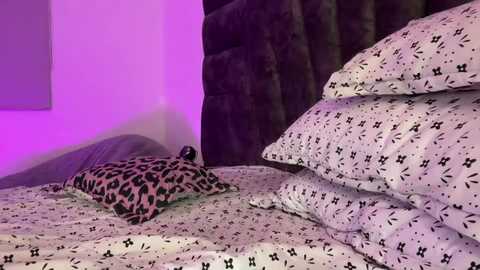 veronicadussan @ chaturbate on 20250212