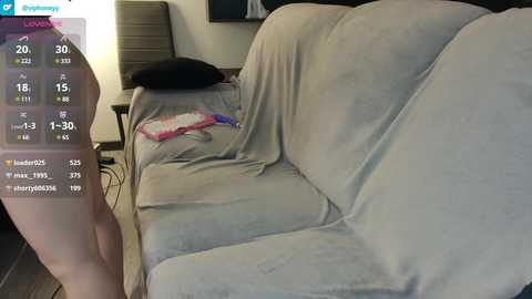 Media: xxxhoneyxx Chaturbate 2025-02-12 05:30:00