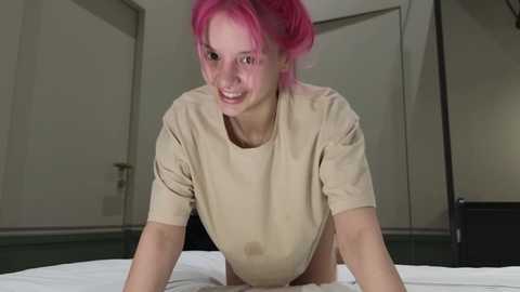 Media: lesi_moonie Chaturbate 2025-02-14 03:11:00
