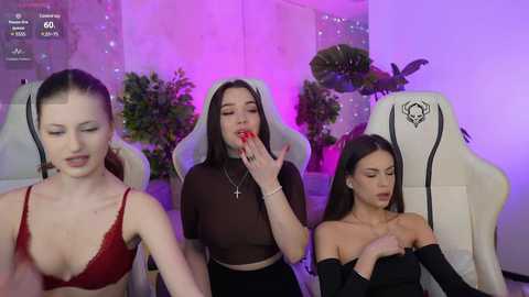 Media: bright_diamonds_054 Chaturbate 2025-02-18 12:11:00