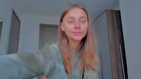 eleonora_linn_ @ chaturbate on 20250218