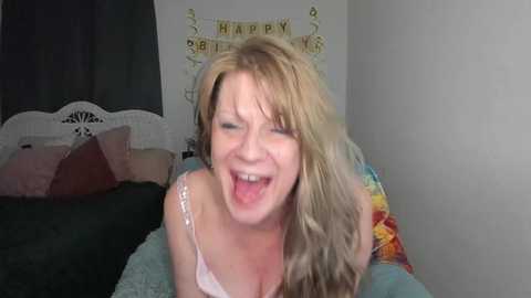 emberpheonixxx @ chaturbate on 20250220