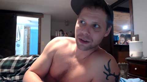 lancehardin @ chaturbate on 20250220