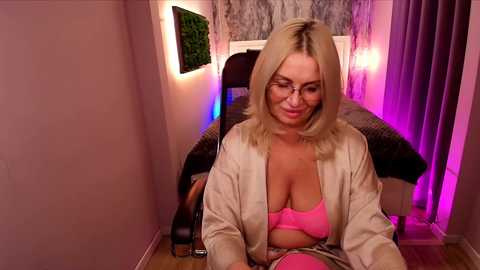 scarlett_mai @ chaturbate on 20250220