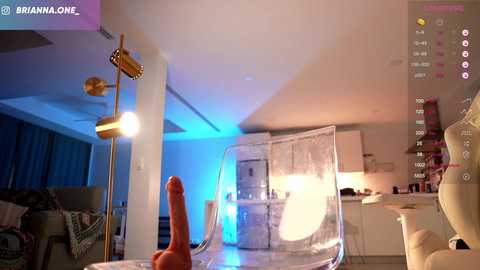 anna_bri @ chaturbate on 20250221