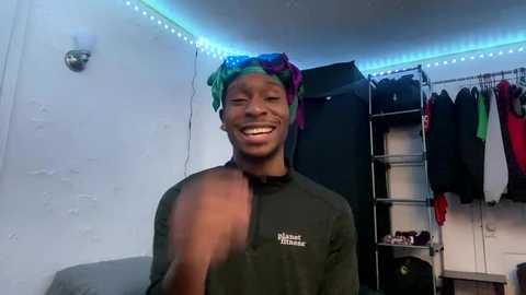 mr_honeyp @ chaturbate on 20250221