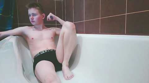 danielcollinss @ chaturbate on 20250222