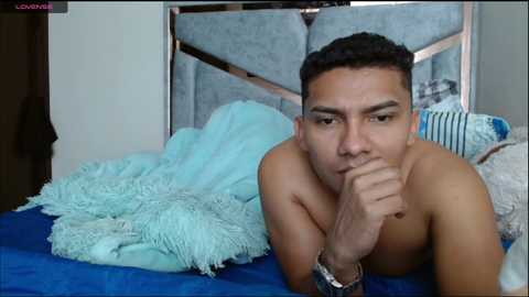 alexvsluisa @ chaturbate on 20250224