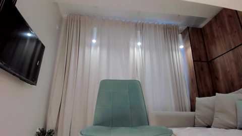 Media: shinigami_lee Chaturbate 2025-02-26 03:31:00