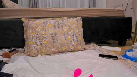 Media: wowsquirt Chaturbate 2025-03-03 08:56:00