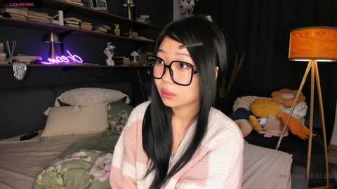 Media: one_1ove Chaturbate 2025-03-05 11:42:00
