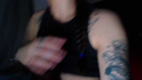 elisa_bright @ chaturbate on 20250307