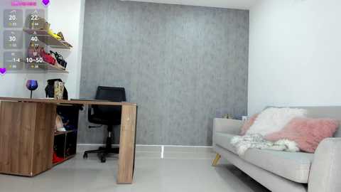 ella_pride1 @ chaturbate on 20250307