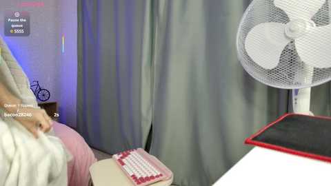 olivia_shy_ @ chaturbate on 20250307