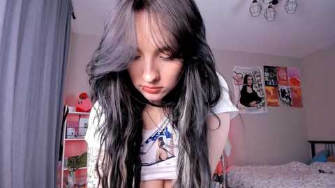 vivian_qwerty @ chaturbate on 20250307