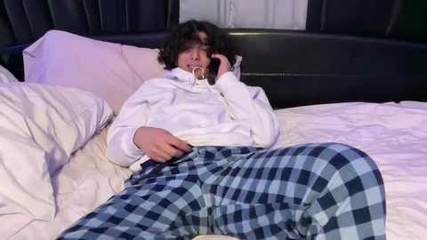 evanbrown333 @ chaturbate on 20250309