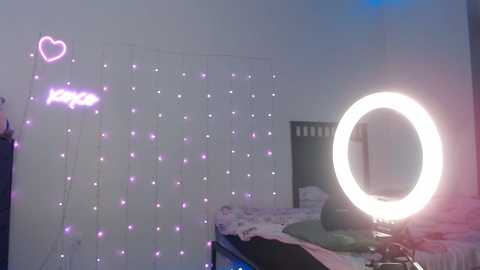 bellamonroee @ chaturbate on 20250310