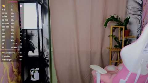 gladyseggett @ chaturbate on 20250310