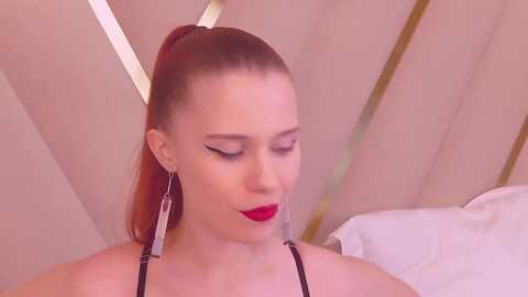 gwenbanks @ chaturbate on 20250311
