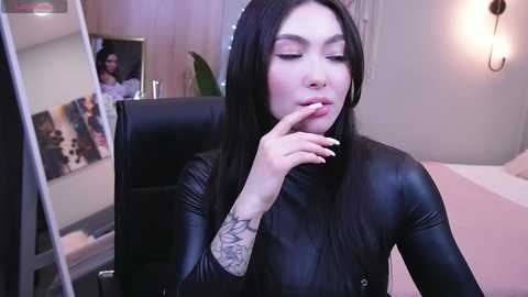 molly_jons @ chaturbate on 20250311