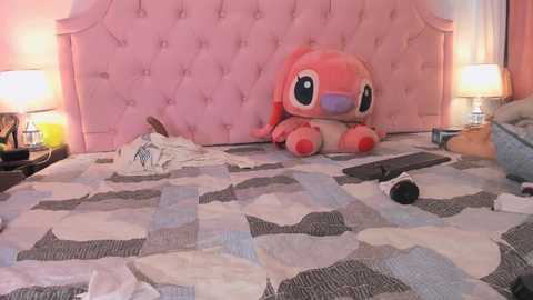 valentoro1 @ chaturbate on 20250525