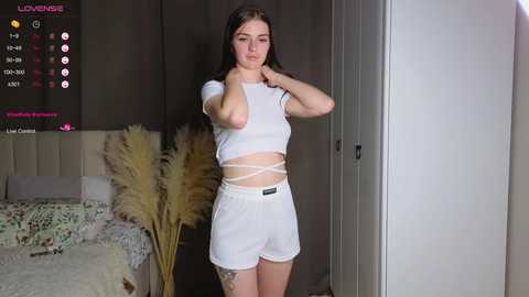 alodiebeverley @ chaturbate on 20250526