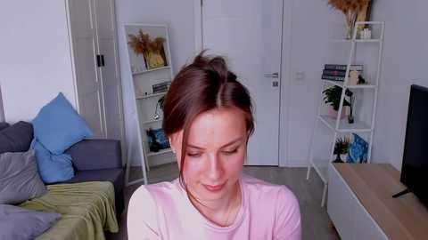 Media: elannand Chaturbate 2025-05-26 12:15:00