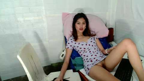 Media: anna_belle0l Chaturbate 2025-05-27 22:02:00