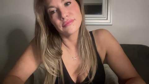 kellymaee @ chaturbate on 20250528
