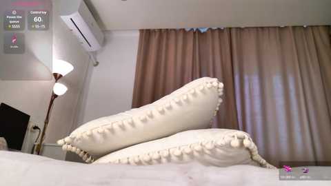 kittyloffe @ chaturbate on 20250528