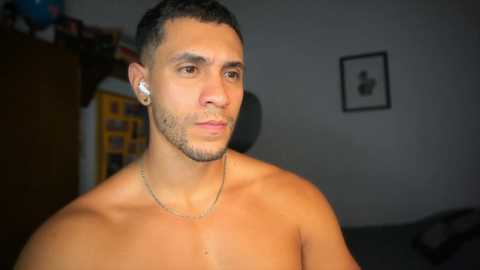 larry_jones @ chaturbate on 20250528