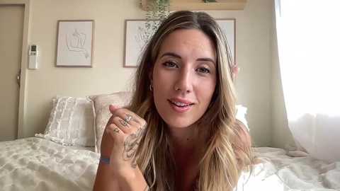 taylorslittlekingdom @ chaturbate on 20250528