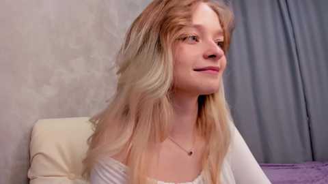 vialeta_baby @ chaturbate on 20250528