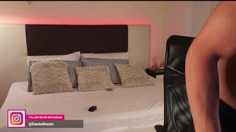 danteestone @ chaturbate on 20250529