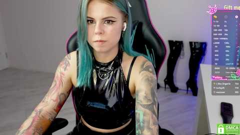 hellokittyalice @ chaturbate on 20250529