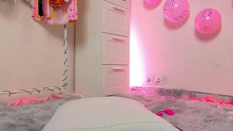 lovely_poppy @ chaturbate on 20250530