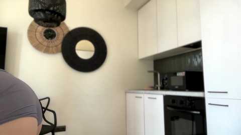 solar_bella @ chaturbate on 20250602