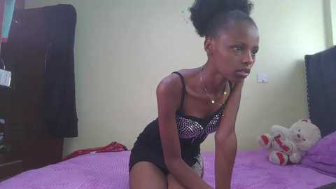trazic_ @ chaturbate on 20250602