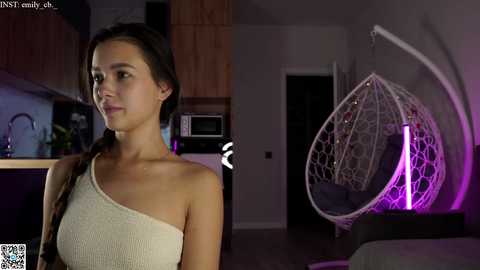 emilybatee @ chaturbate on 20250603