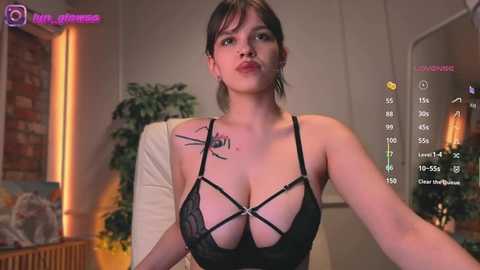 adalyn_glow @ chaturbate on 20250605
