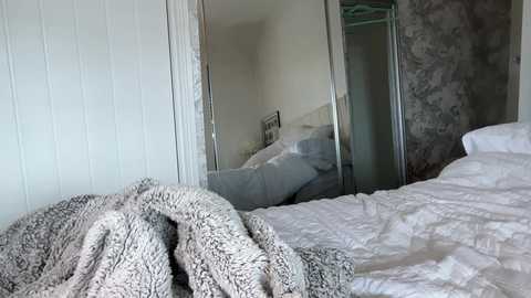 honeyharloww @ chaturbate on 20250605