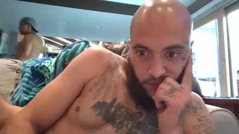onenastemoefoe @ chaturbate on 20250605