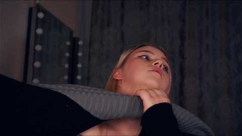 emelianae @ chaturbate on 20250606