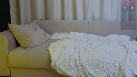 honey_bunny_96 @ chaturbate on 20250606