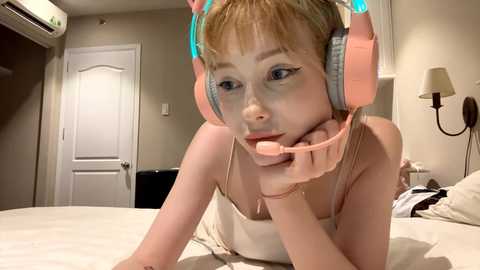 maudhendry @ chaturbate on 20250606