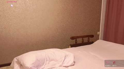 totallytiny_ @ chaturbate on 20250607