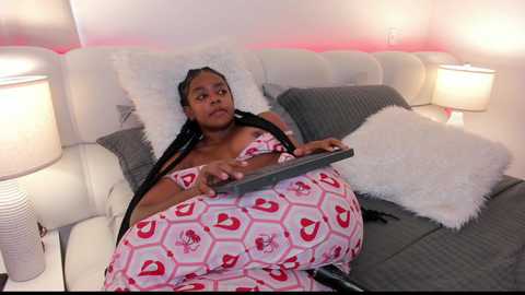 belkis_mills @ chaturbate on 20250608
