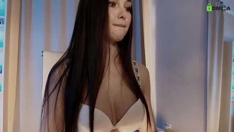 hollyextra @ chaturbate on 20250608