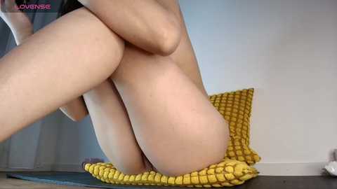 ji_yen @ chaturbate on 20250608